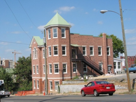 098 10 05 broad50